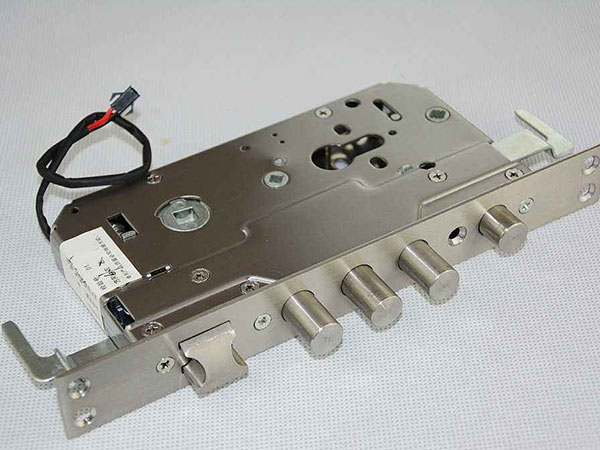 乌尔禾24小时上门开锁公司